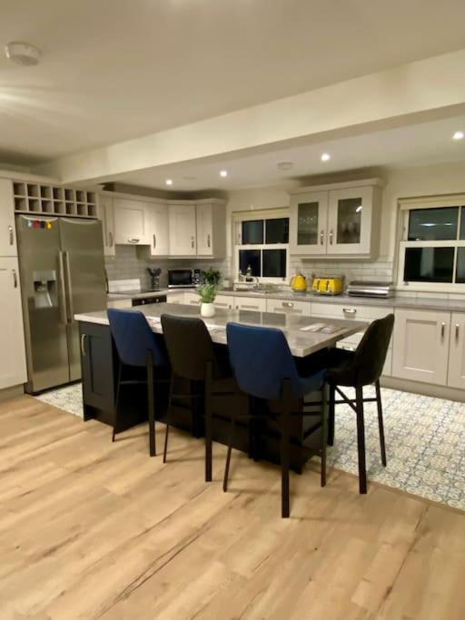 קאסל איילנד Modern Family Home מראה חיצוני תמונה