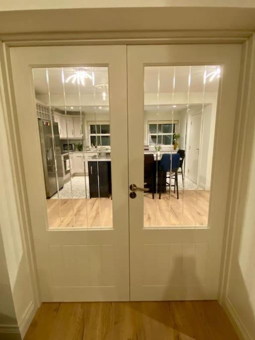 קאסל איילנד Modern Family Home מראה חיצוני תמונה
